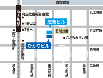 ひかりビルと法曹ビルを中心とした地図。北に京都御所、北東に京都市営地下鉄「丸太町駅」がある。